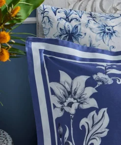 Joe Browns Floral Vivid Vase Reversible Duvet Set- Floral Décor|Nature Décor