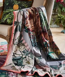 Joe Browns Regal Lion Reversible Throw- Animal Décor|Cushions & Throws